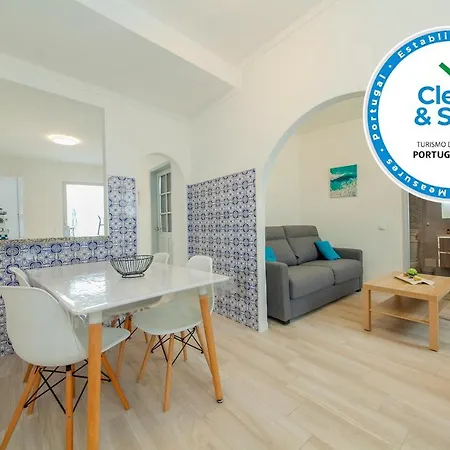B21 - Oliveira Cozy Flat Apartment